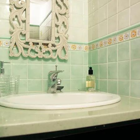 Casa Tonia San Cesareo شقة سورينتو
