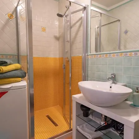 Casa Tonia San Cesareo * سورينتو